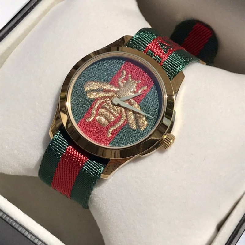 Часы Gucci