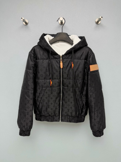 Пуховик Louis Vuitton