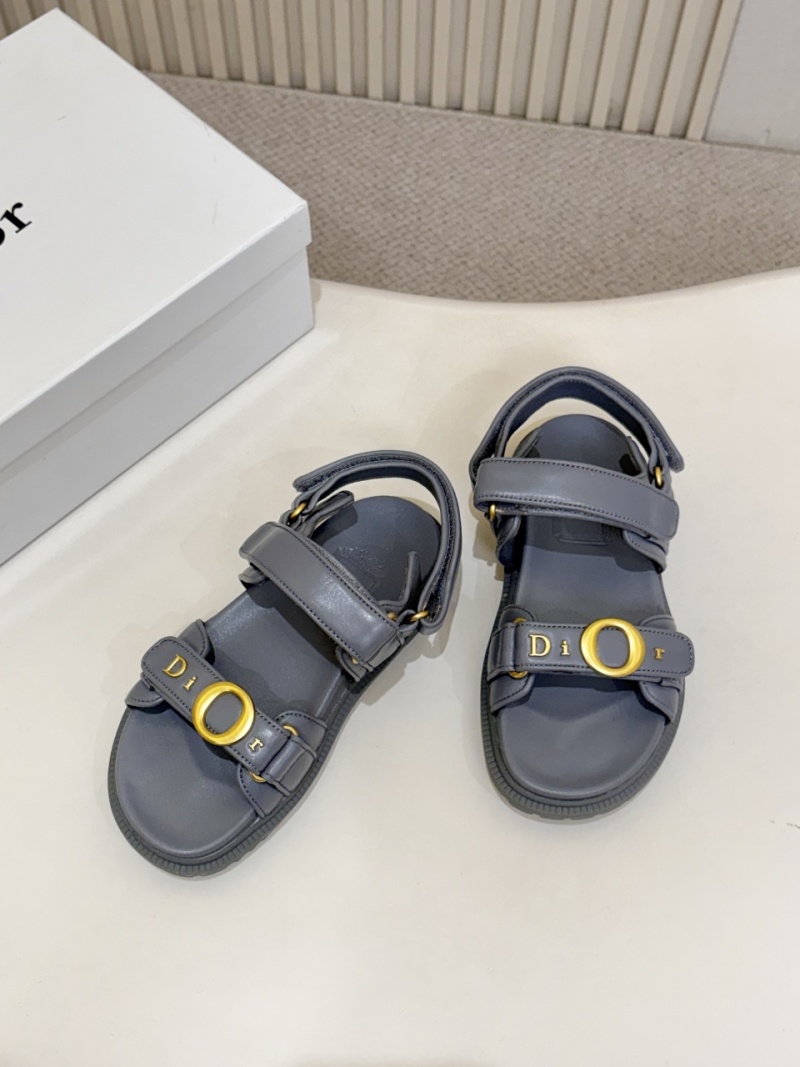Женские кожаные босоножки Dior с золотым логотипом