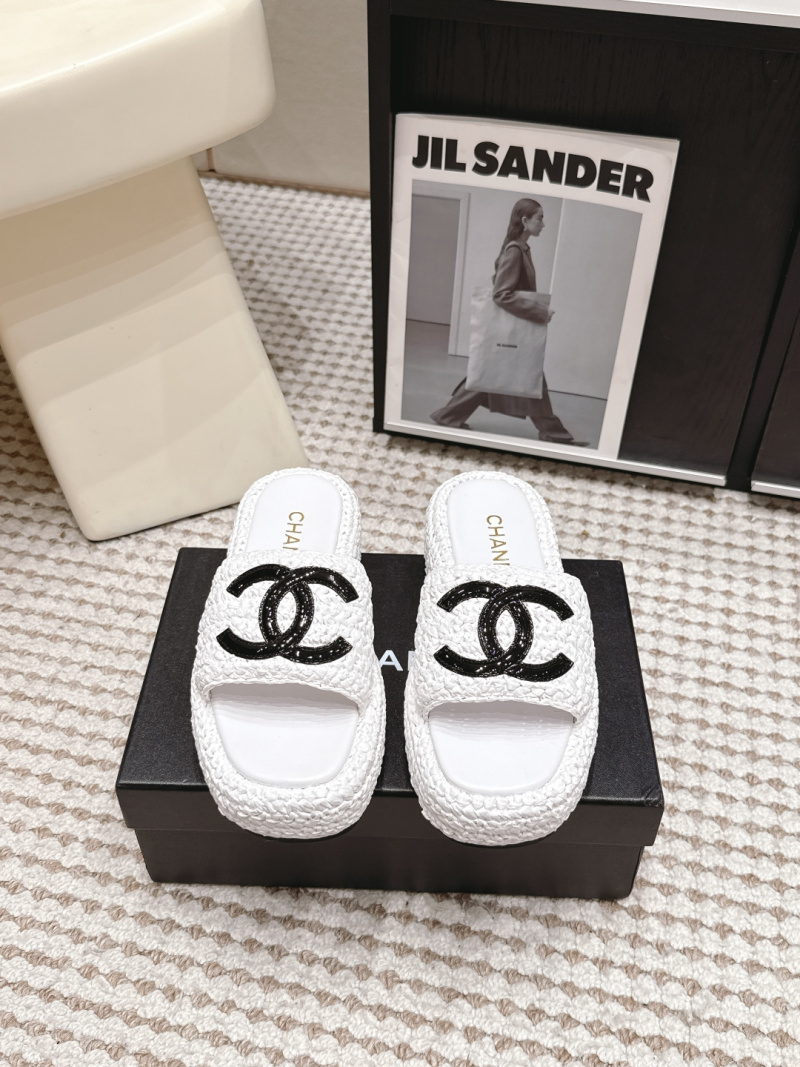 Летние женские эспадрильи из рафии с логотипом Chanel