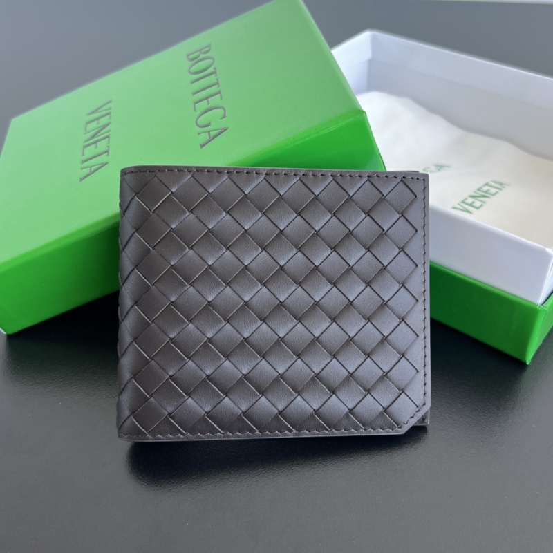 Двухстворчатый кожаный кошелек Bottega Veneta с плетением