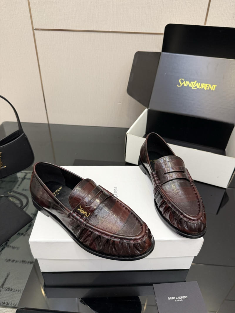 Женские лоферы YSL с логотипом и рюшами Saint Laurent