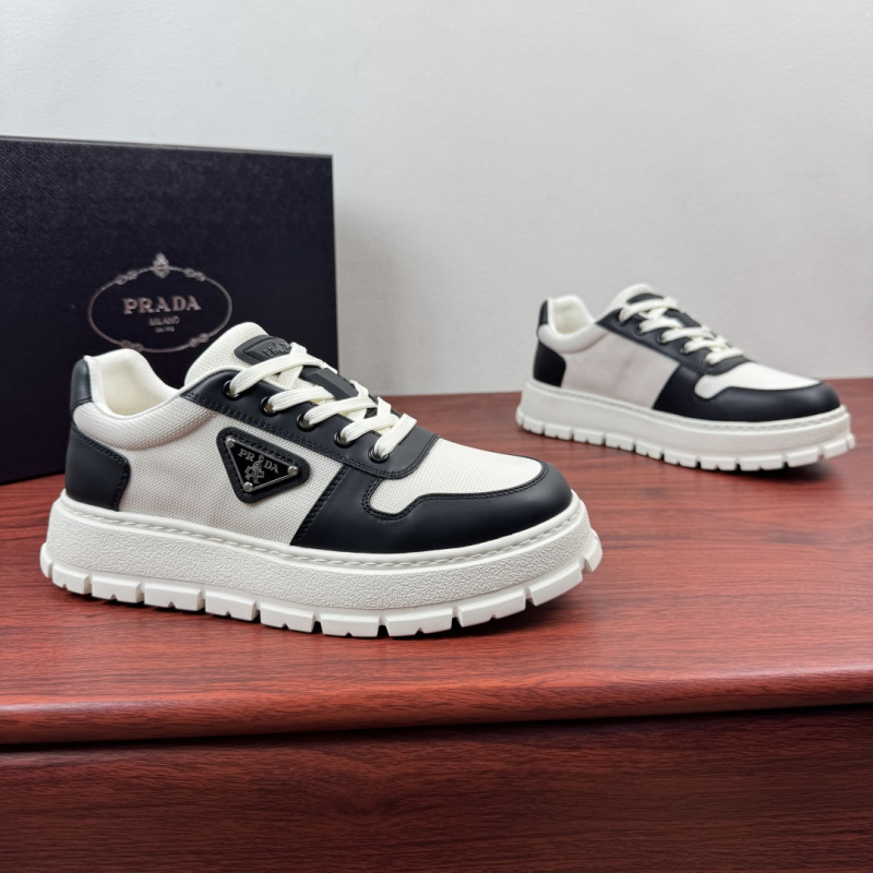 Мужские кроссовки Prada