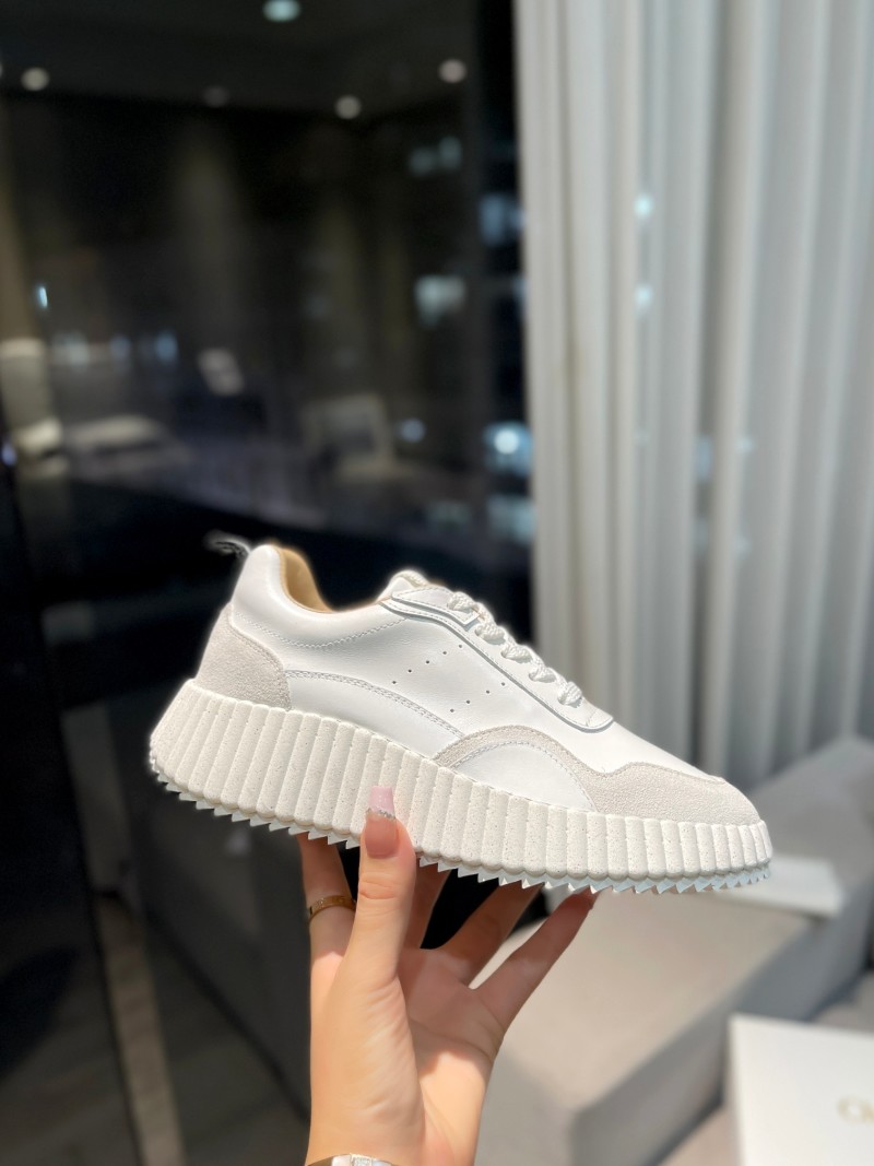 Женские кроссовки Chloe 2023 Chloé