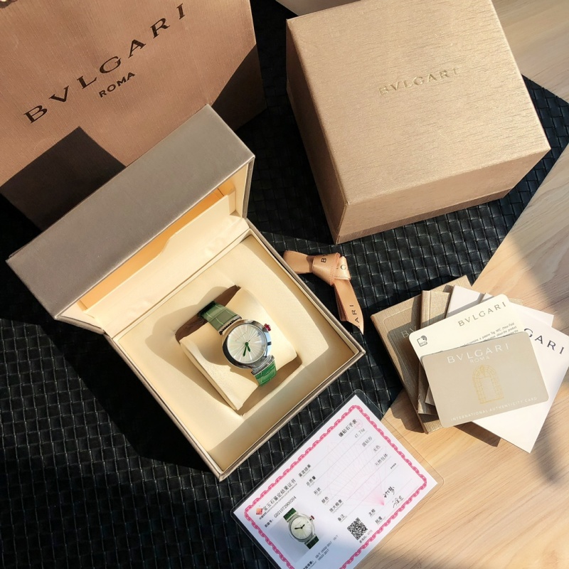 Часы Bvlgari