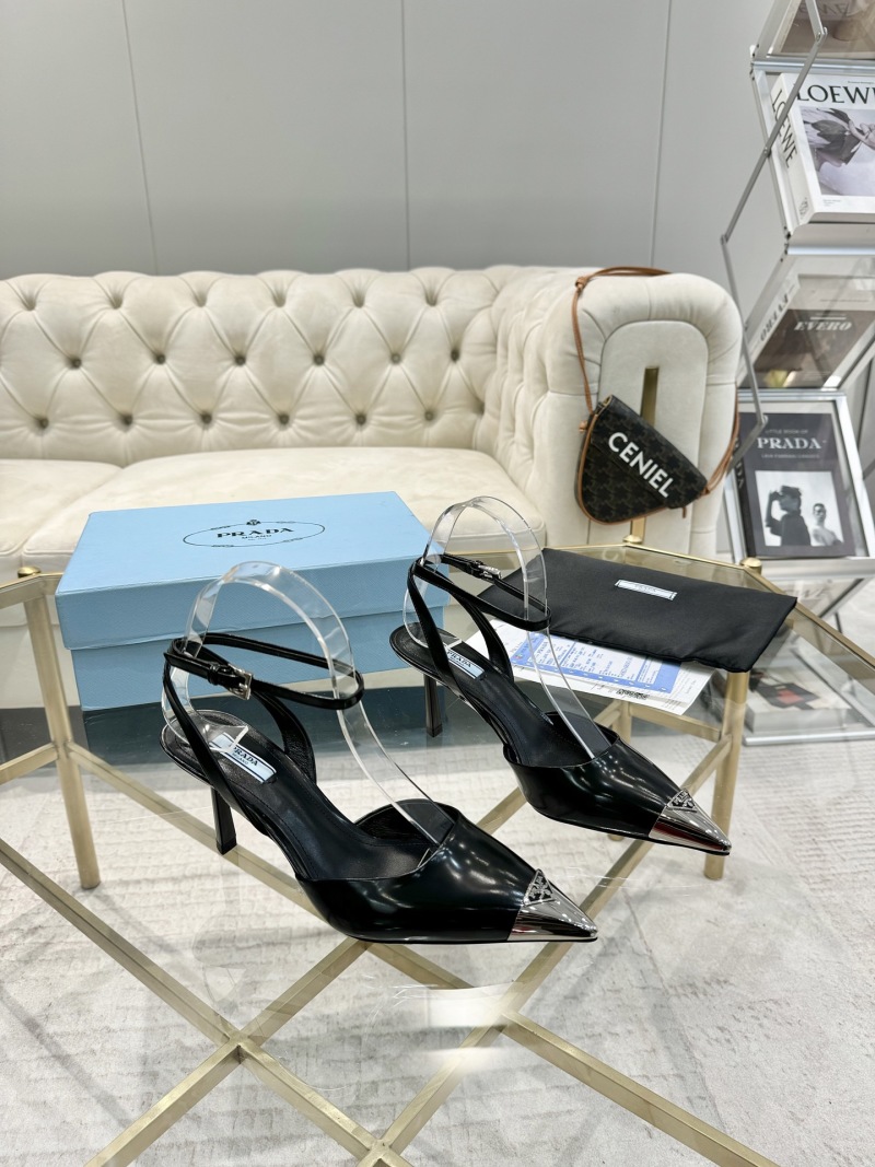 Женские туфли на каблуке с заостренным носом и прозрачными ремешками Prada