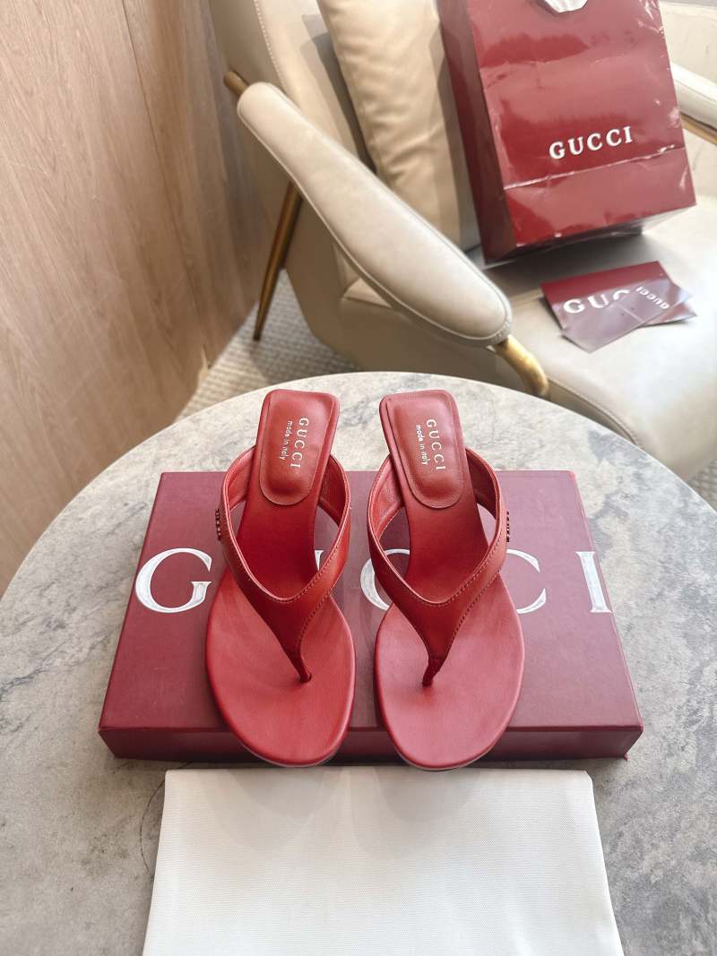 Женские кожаные шлепанцы на среднем каблуке Gucci