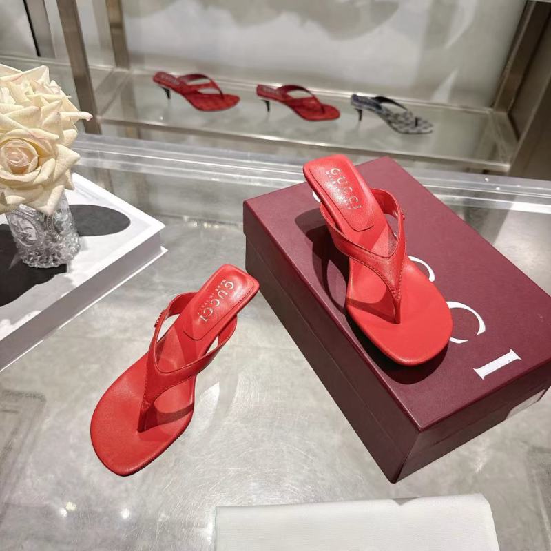 Женские мюли на каблуке красного цвета Gucci