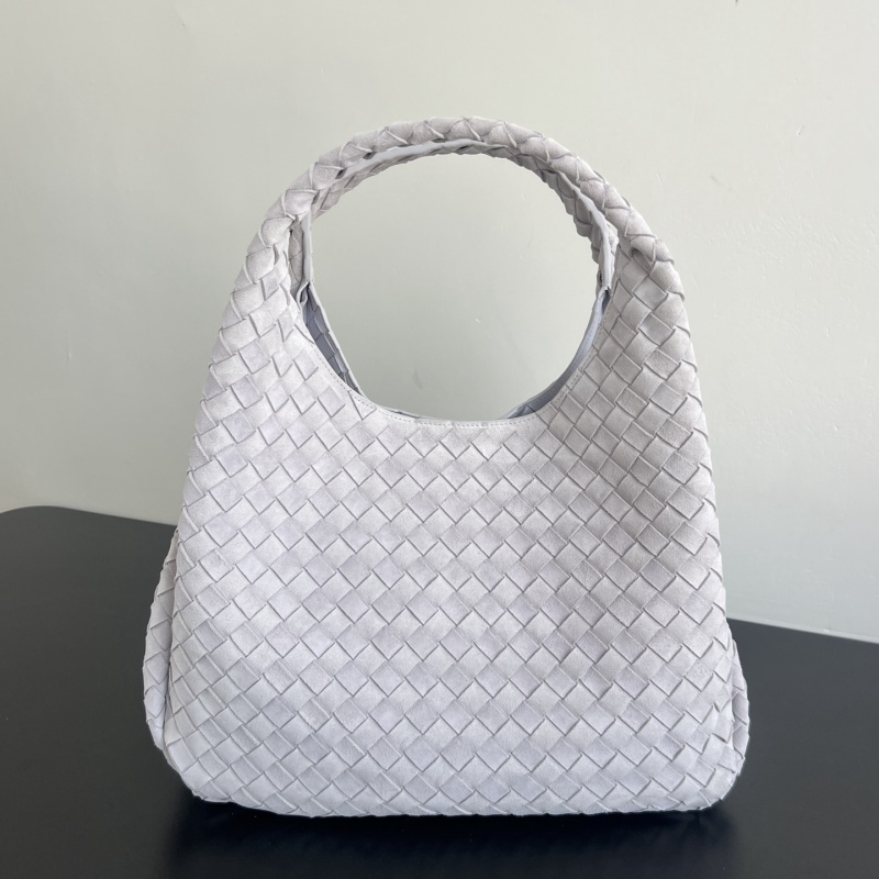 Сумка Bottega Veneta Campana из плетеной кожи
