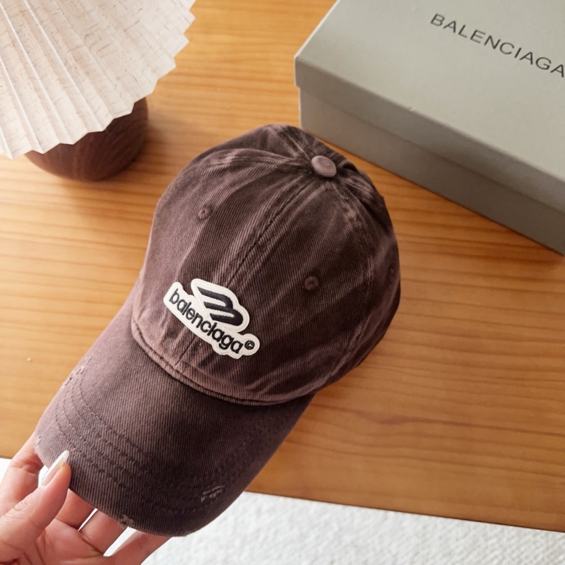 Кепка бейсбольная с эффектом потертости и логотипом Balenciaga