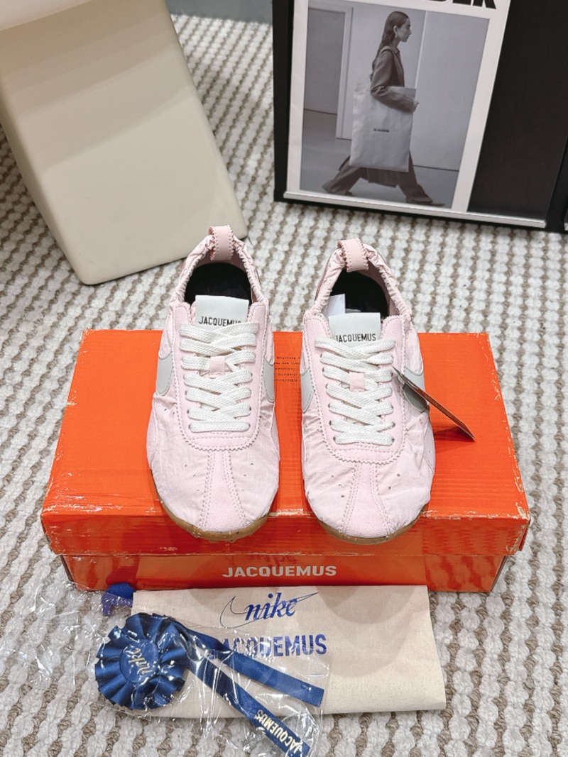 Кроссовки Jacquemus x Moon Shoe