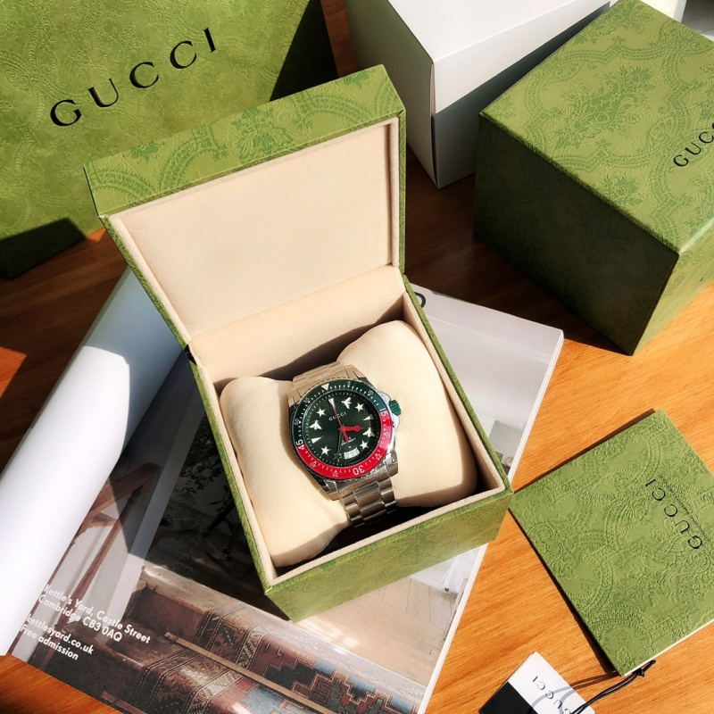 Часы Gucci