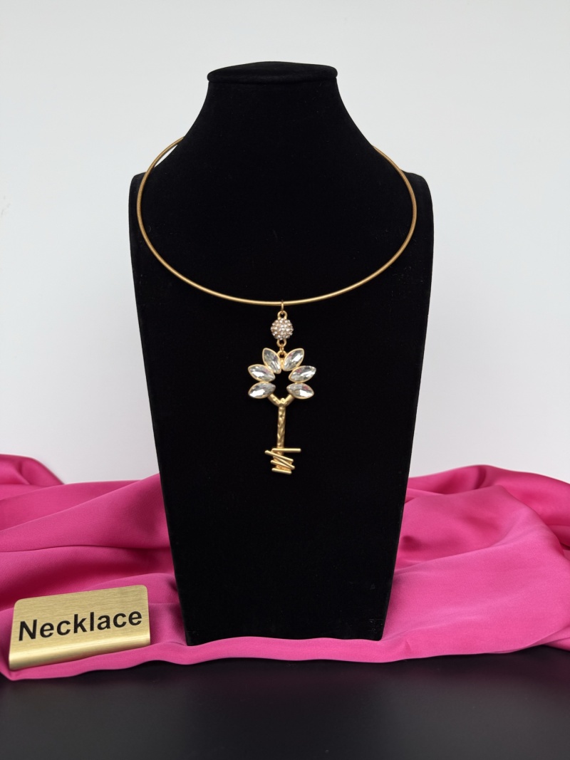 Наручное колье с подвеской в виде ключа Schiaparelli