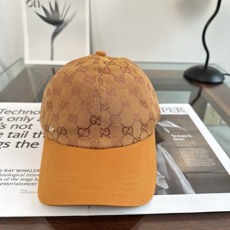 Бейсболка с монограммой Gucci