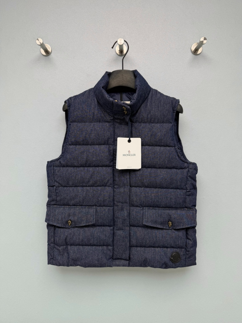 Жилет Moncler
