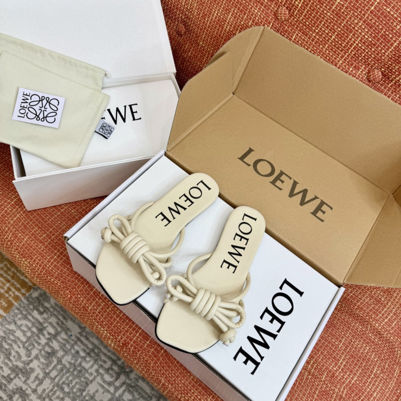 Босоножки Loewe с декором в виде узла