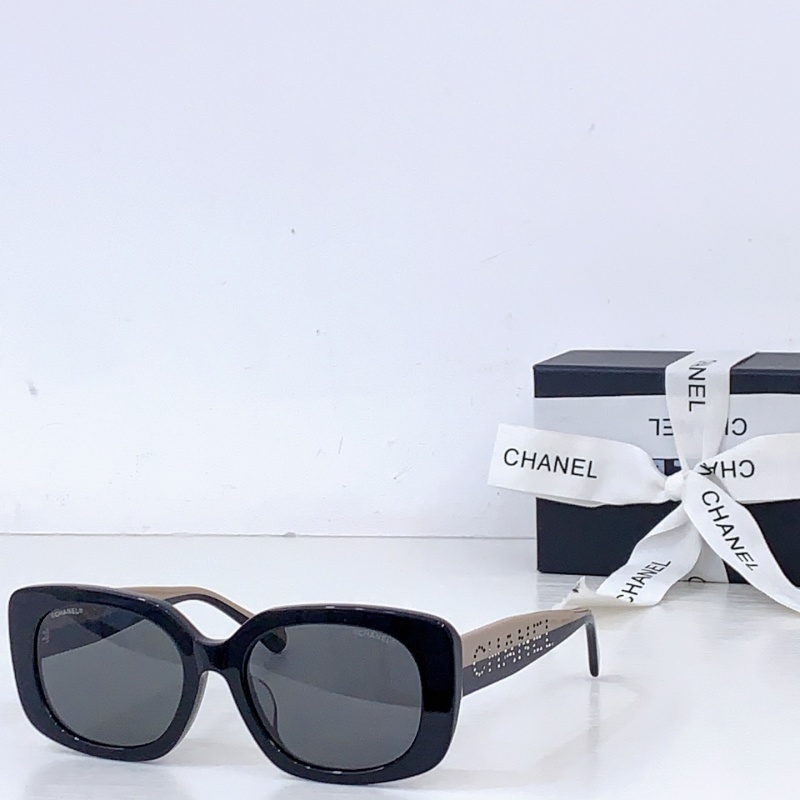 Солнцезащитные очки Chanel CH5563B
