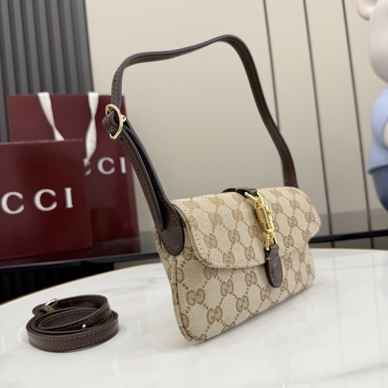 Сумка Gucci с монограммой и ремешком