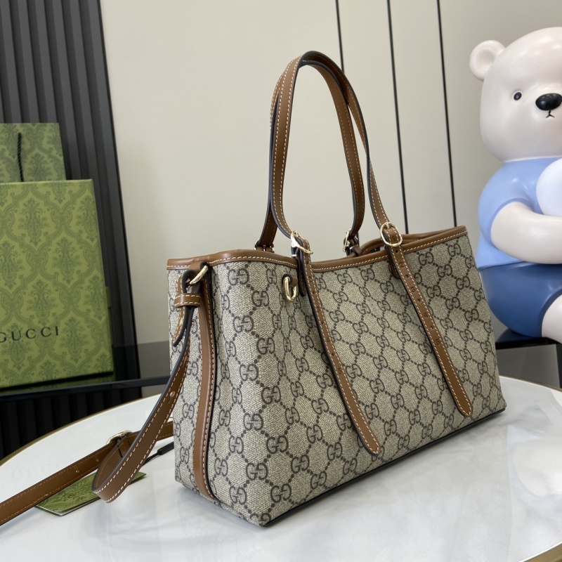 Сумка Gucci с монограммой GG