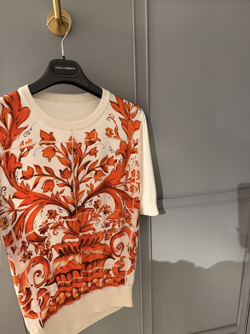 Свитер Dolce & Gabbana с орнаментом