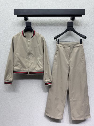 Костюм Gucci с тесьмой