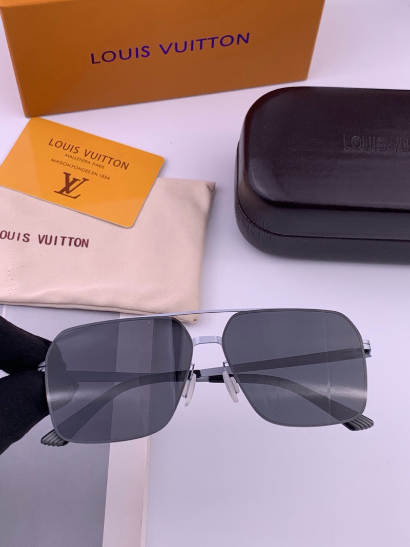 Солнцезащитные очки Gucci модель G2514