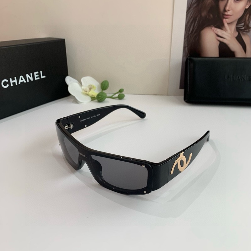 Солнцезащитные очки Chanel кошачий глаз