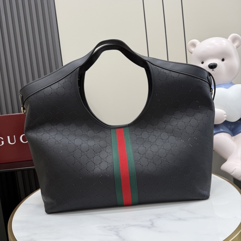 Сумка Gucci с декоративной полосой