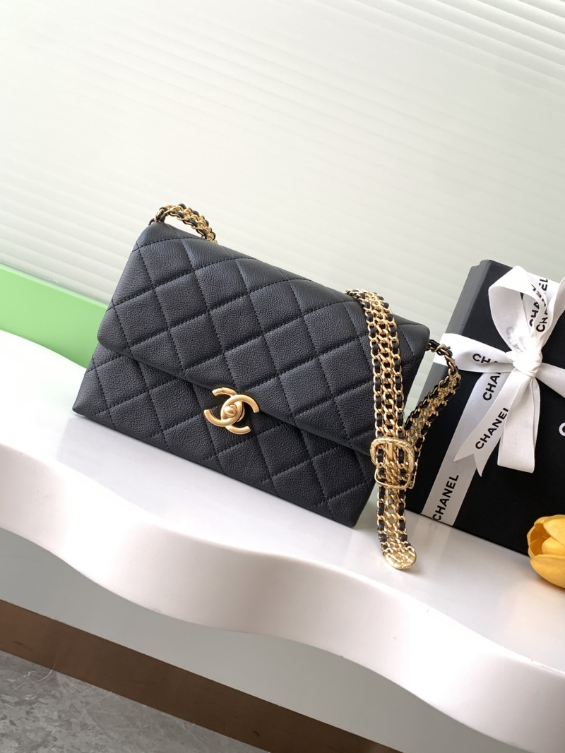 Черная квадратная сумка из натуральной кожи с цепочкой Chanel