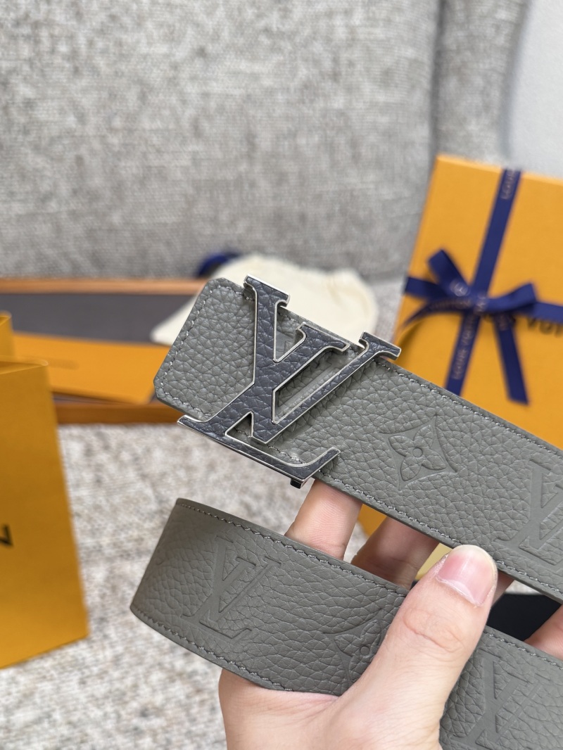 Двусторонний кожаный ремень Louis Vuitton