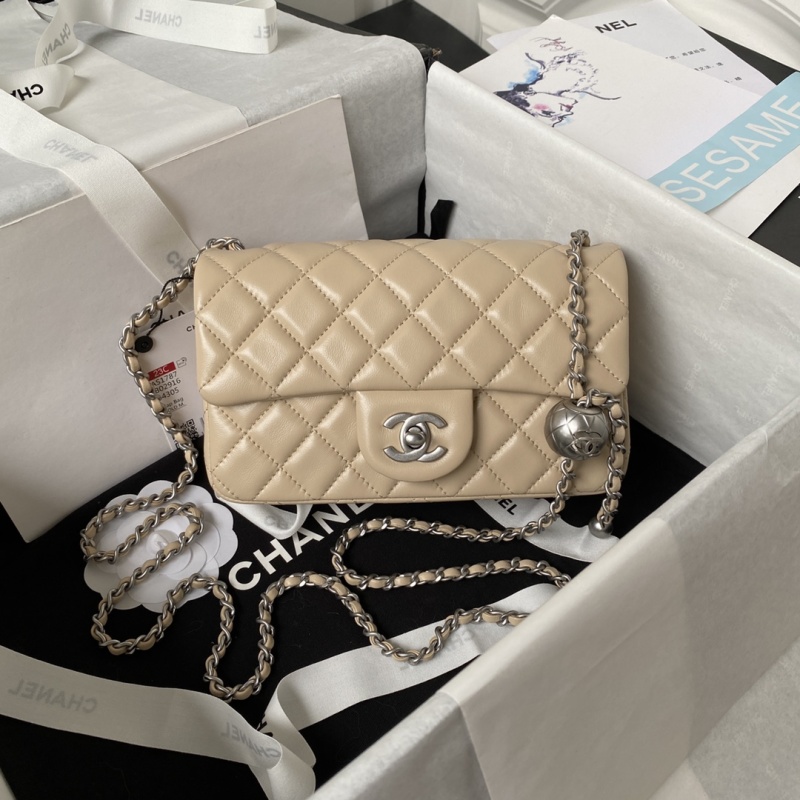 Женская сумка через плечо с цепочкой Chanel