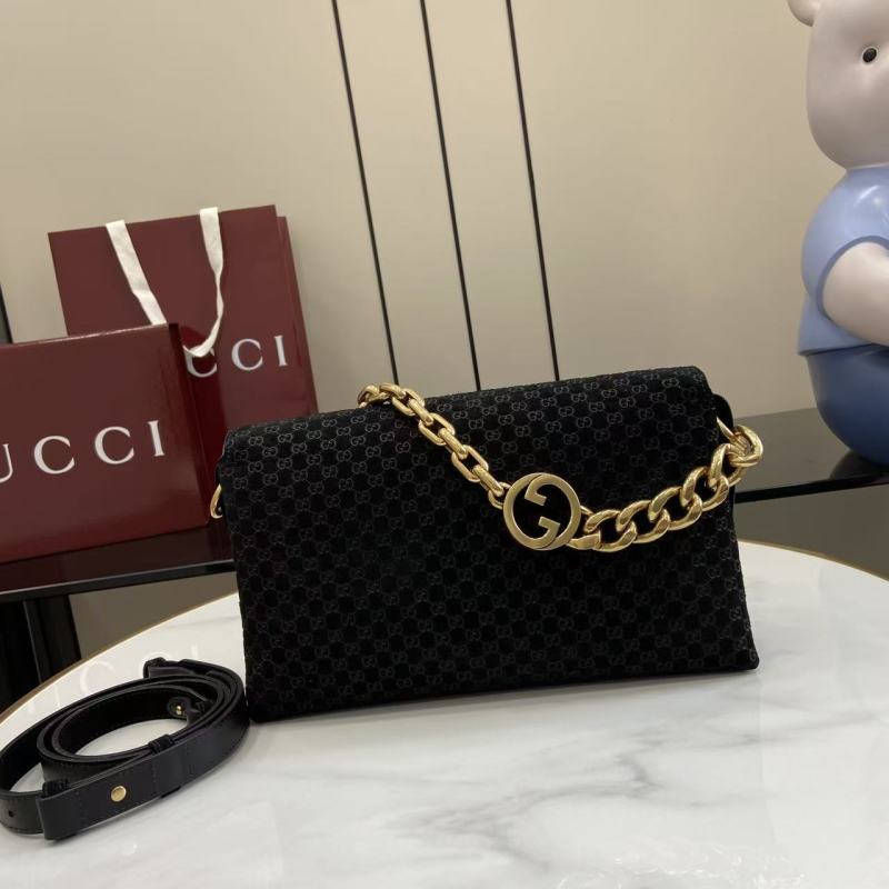 Сумка-кроссбоди Gucci с цепочкой