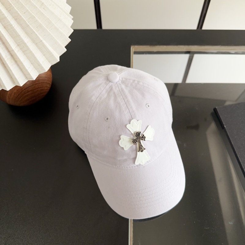 Белая бейсболка с крестом и эффектом потертости Chrome Hearts