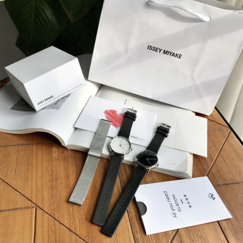 Часы Issey Miyake