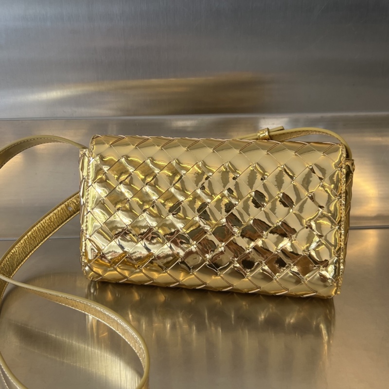 Боттекта Венета Мини сумка через плечо Bottega Veneta