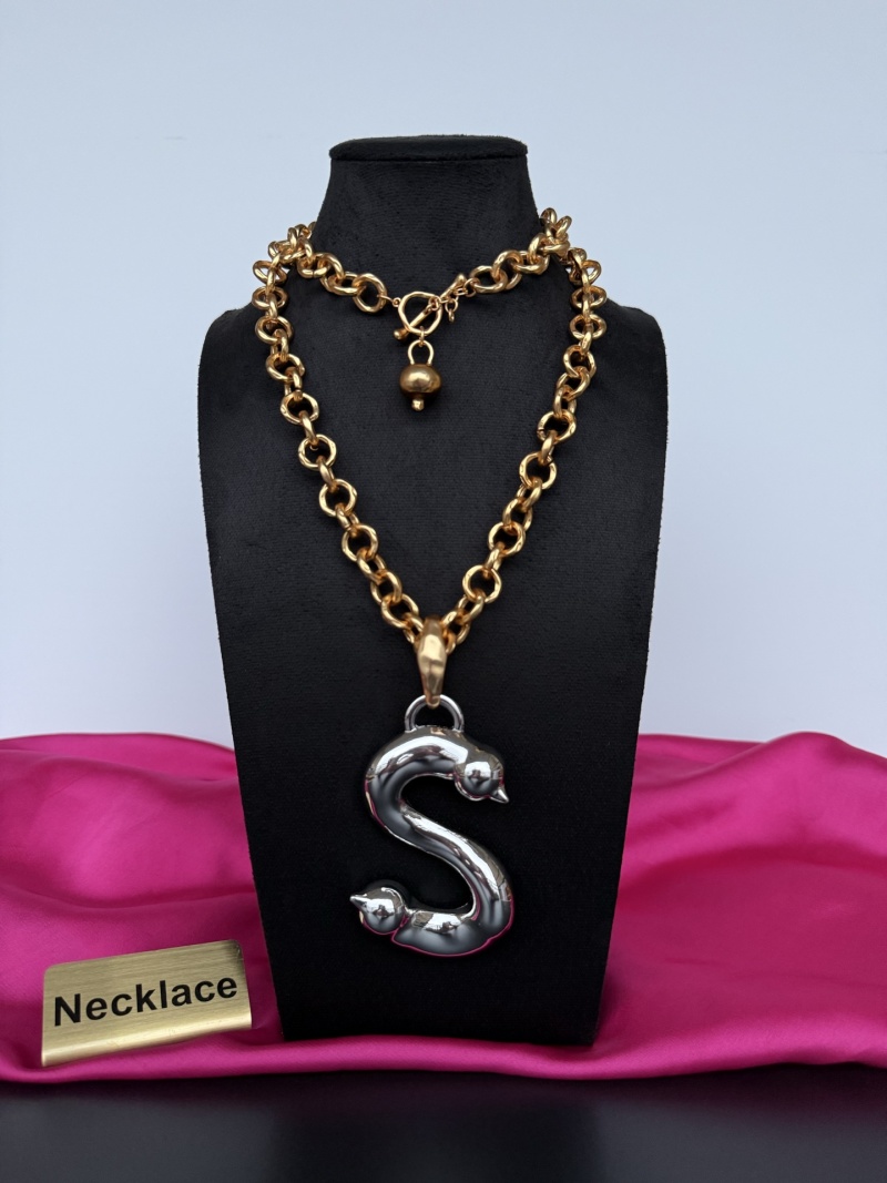 Колье с подвеской в виде буквы S Schiaparelli