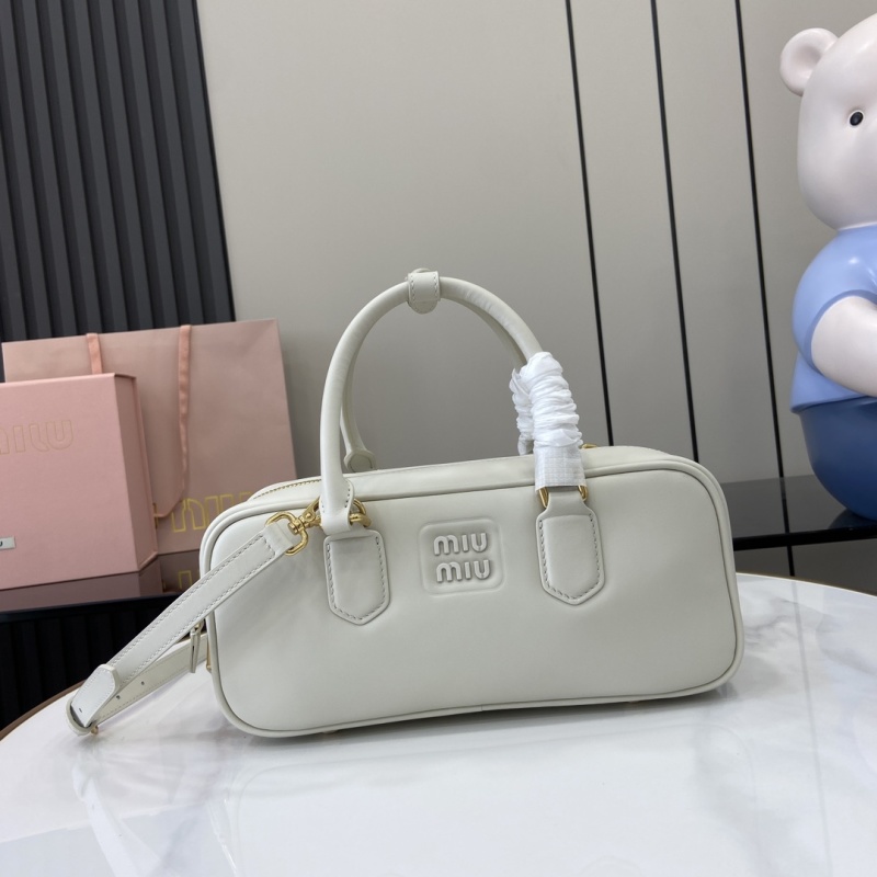 Сумка Miu Miu белая с логотипом