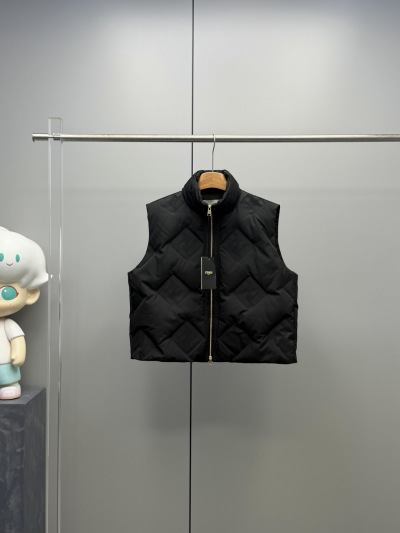 Жилет Fendi