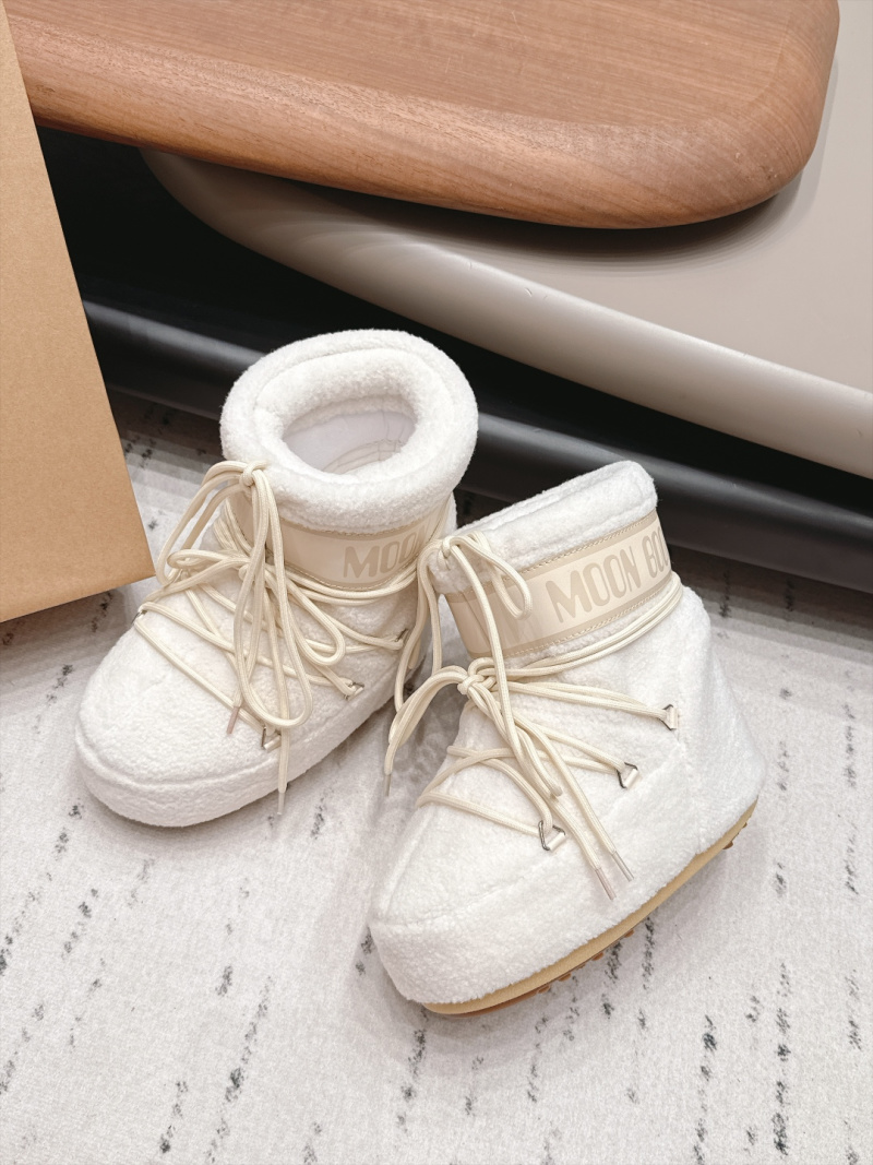 Женские угги Moon Boot