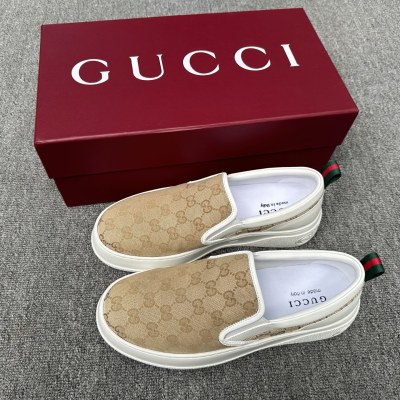 Мужские слипоны Gucci Monogram