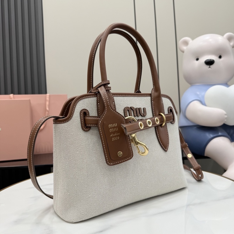Сумка Miu Miu из канвы с кожаными вставками