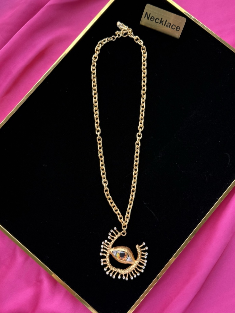 Колье с глазом Schiaparelli