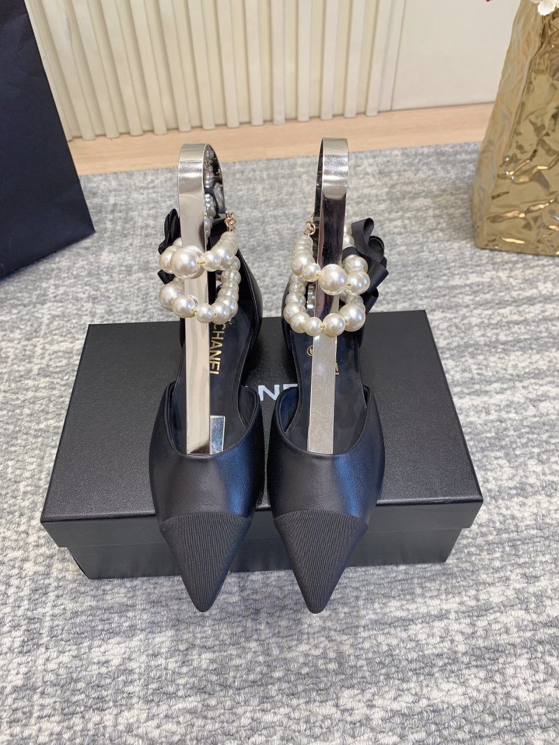 Мюли женские черные с жемчужным декором Chanel