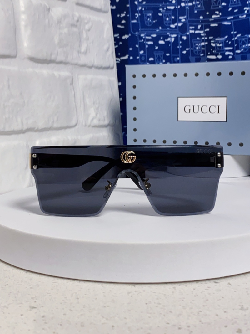 Солнцезащитные очки Gucci