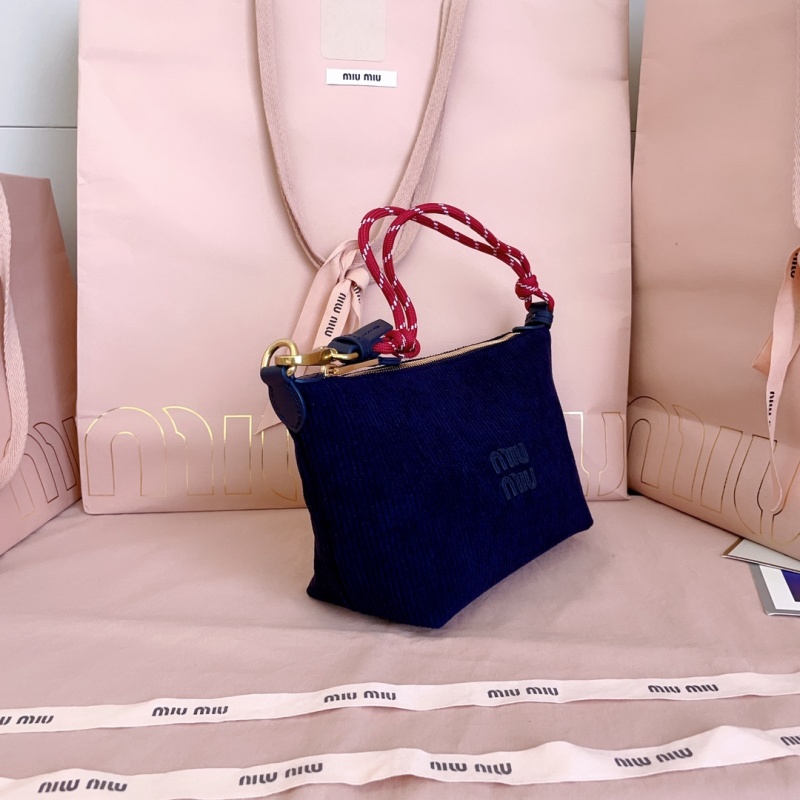 Сумка Miu Miu из льняного фланели