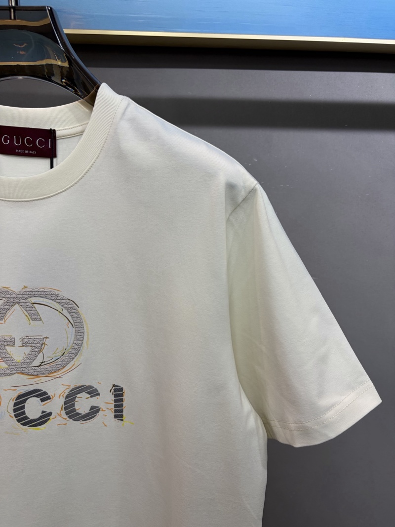 Футболка Gucci с логотипом