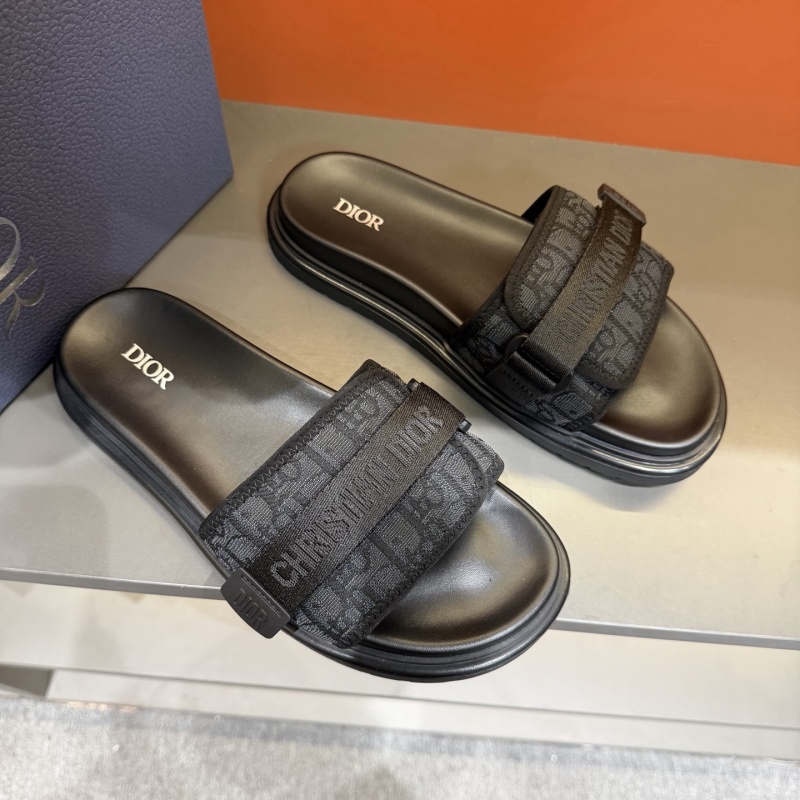 Шлёпанцы Dior