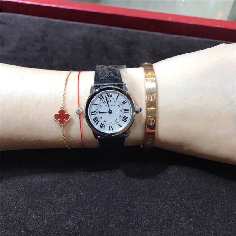 Часы Cartier