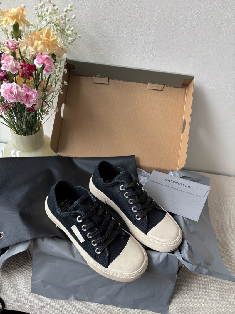 Классические джинсовые низкие кроссовки Balenciaga