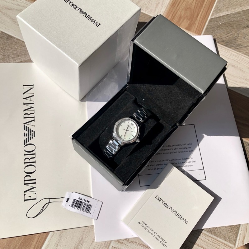 Часы Armani
